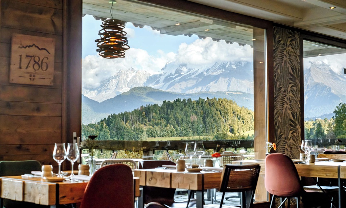 Cordon Hotel | Hôtel Les Roches Fleuries