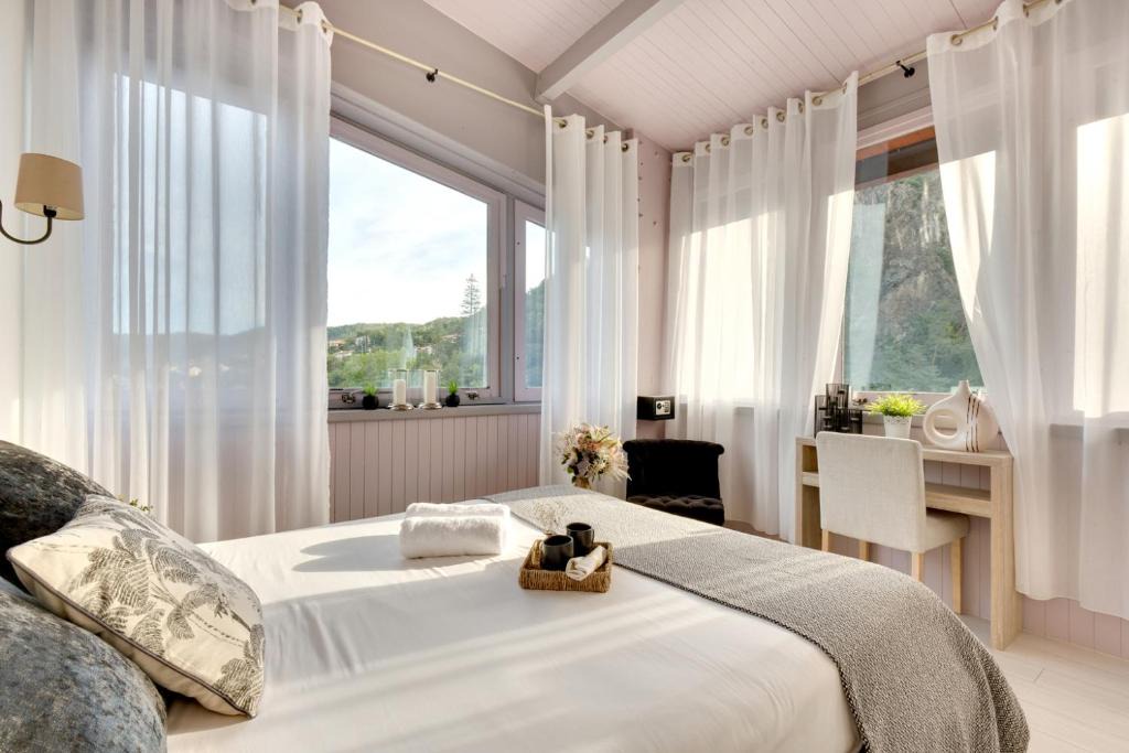 Vernet-les-Bains Hotel | Hôtel Les Sources