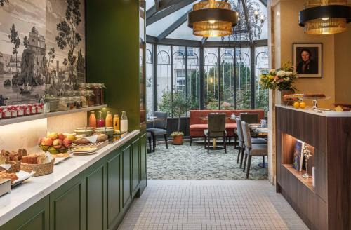 Saint Nicolas - Charles III - Ville vieille - Trois Maisons - Leopold Hotel | Hôtel Littéraire Stendhal et Spa