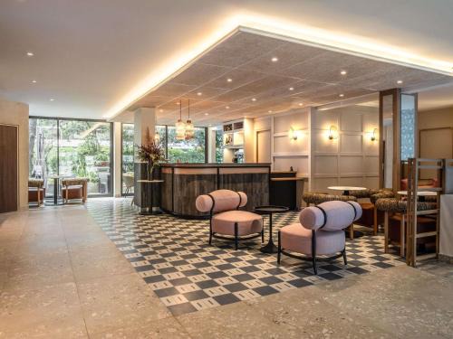 Parchamp–Albert Kahn Hotel | Hôtel Mercure Paris Boulogne Pont de Saint Cloud