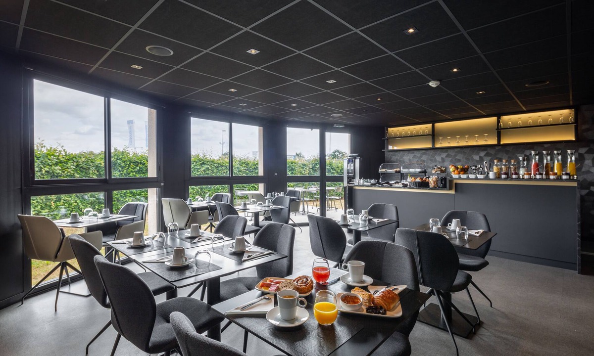Saint-Jacques-de-la-Lande Hotel | Hôtel Ortega Rennes St Jacques Aéroport