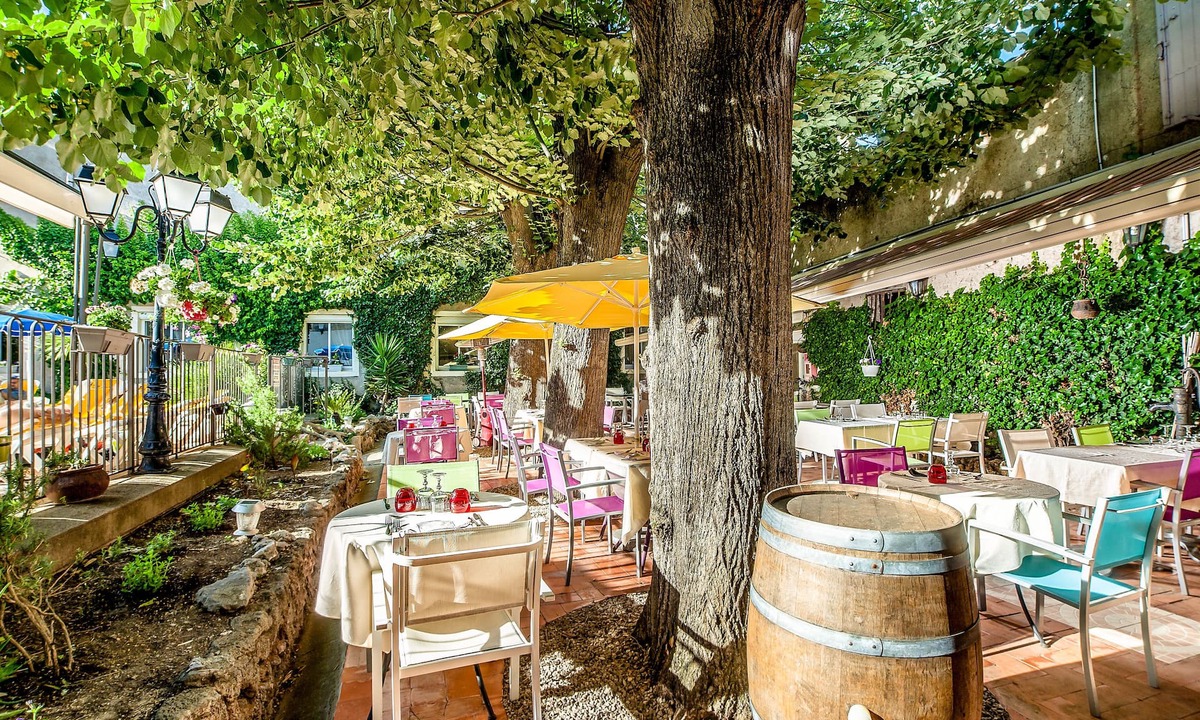 Nissan-lez-Enserune Hotel | Hôtel Résidence