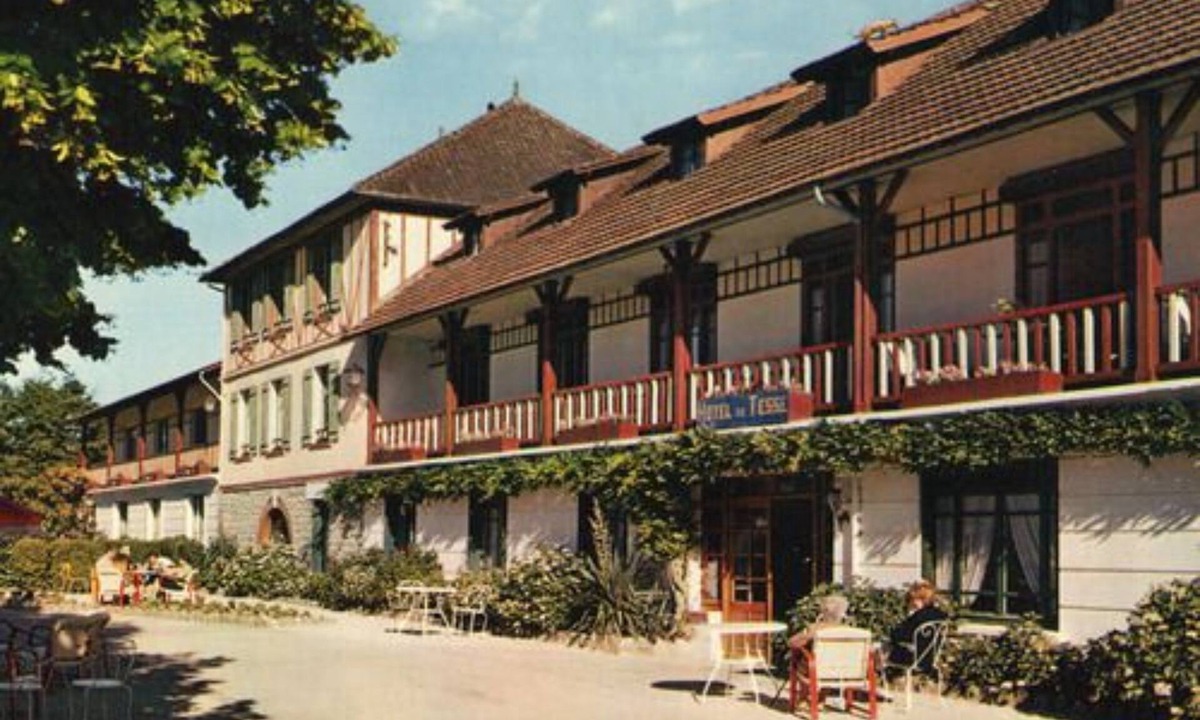 Bagnoles-de-l'Orne Hotel | Hôtel Restaurant de Tessé