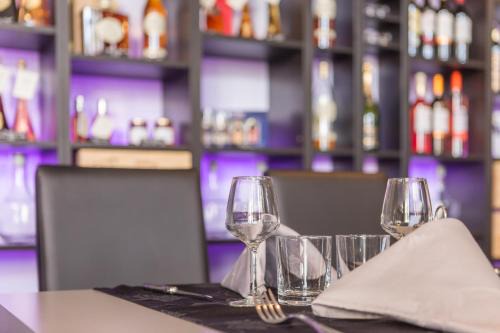 Jonzac Hotel | Hôtel Restaurant de l'Ecu