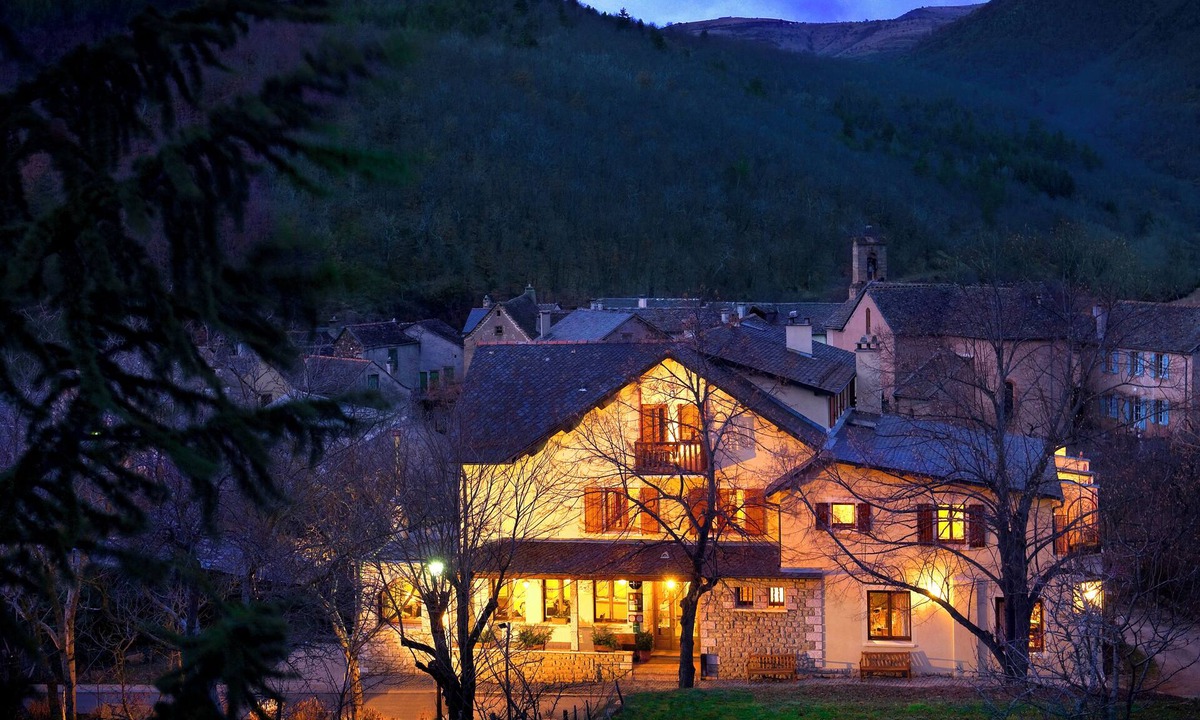 Cocures Hotel | Hôtel Restaurant la Lozerette