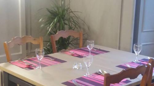 Alos-Sibas-Abense Hotel | Hôtel Restaurant Du PONT D'ABENSE