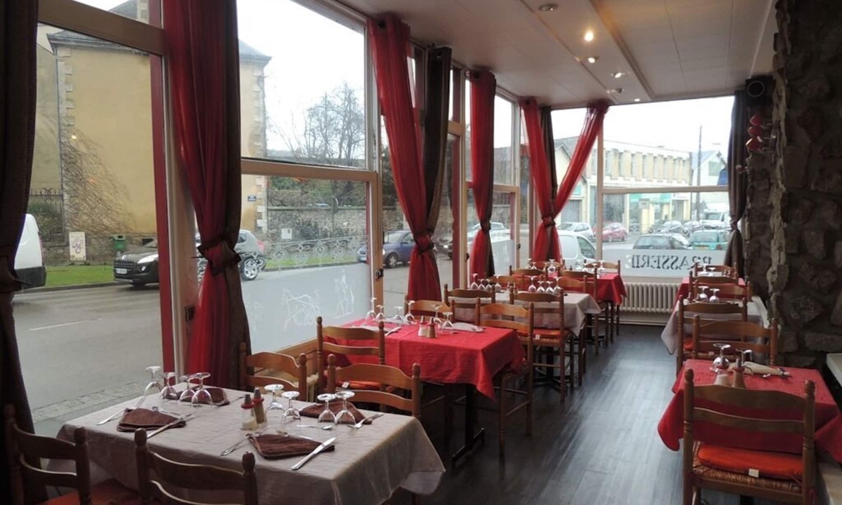 Alencon Hotel | Hôtel Restaurant Le Hussard