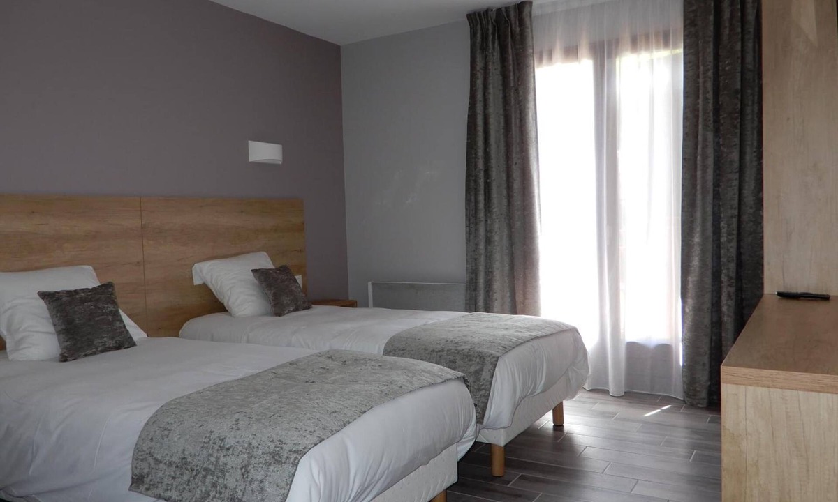 Chatillon-en-Michaille Hotel | Hôtel restaurant Marinet