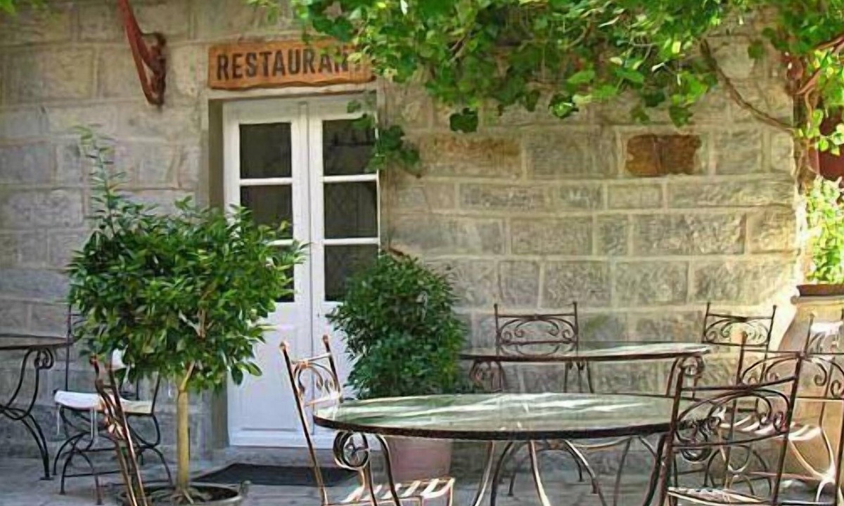 Vizzavone Hotel | Hôtel-Restaurant Monte d'Oro