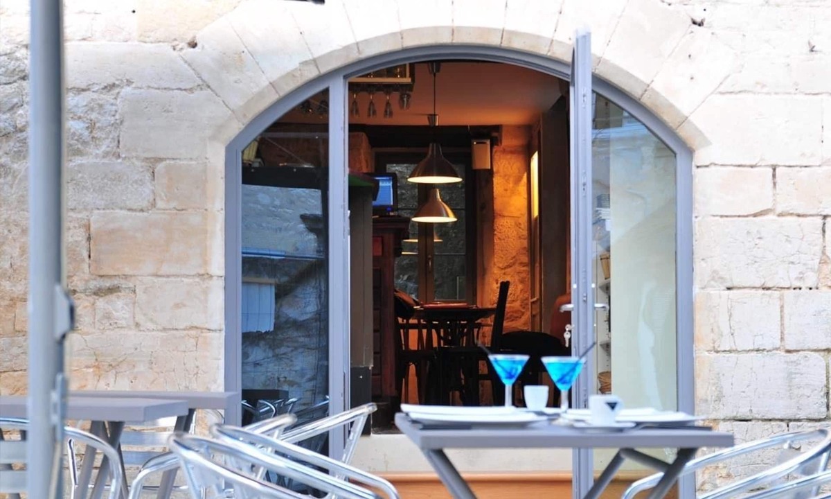 Vezelay Hotel | Hôtel & Restaurant SY La Terrasse