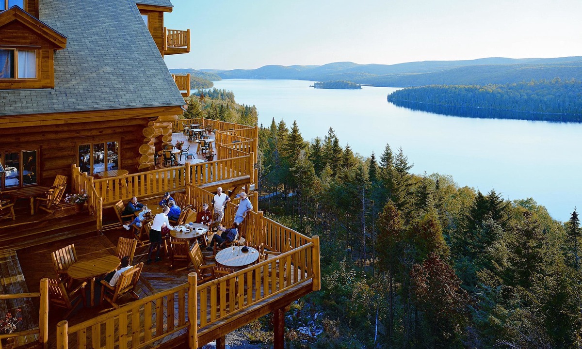Saint-Alexis-des-Monts Hotel | Hôtel Sacacomie