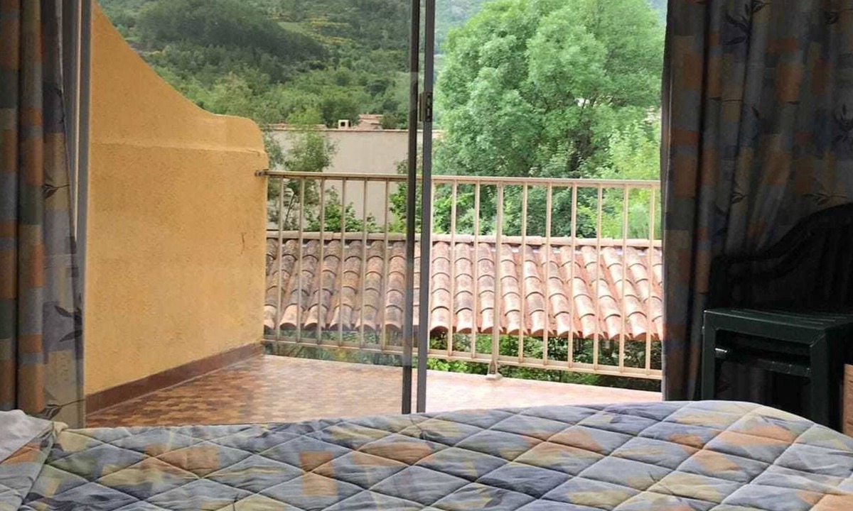 Buis-les-Baronnies Hotel | Hôtel Sous l'Olivier