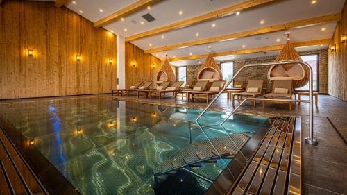 Heudicourt-Sous-les-Cotes Hotel | Hôtel SPA du Lac de Madine - Maison DRAPIER