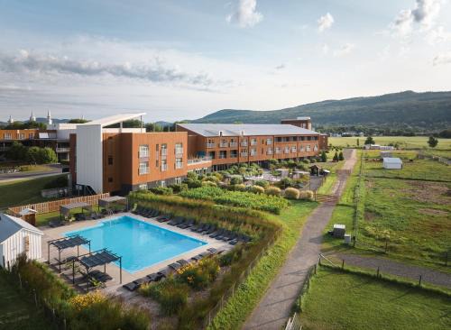 Baie-St-Paul Hotel | Hôtel & Spa Le Germain Charlevoix