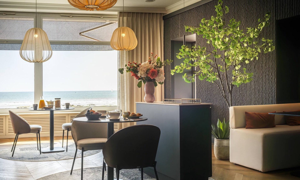 Les Sables d'Olonne Hotel | Hôtel & Spa Les Roches Noires