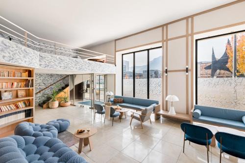 Secteur 1 Hotel | Hôtel Terminus