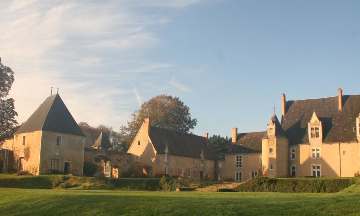 Chemire-le-Gaudin Other | Hôtellerie du Château de Bellefille