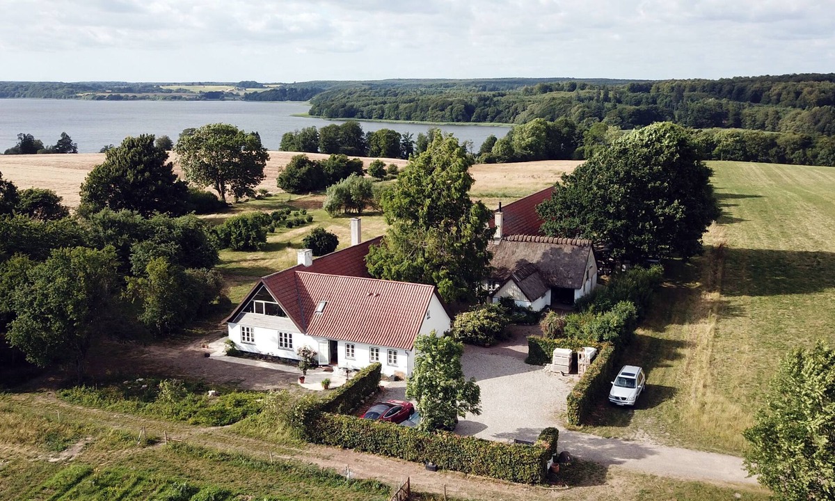 Fuglebjerg Bed & Breakfast | Hørhaven Bed and Breakfast