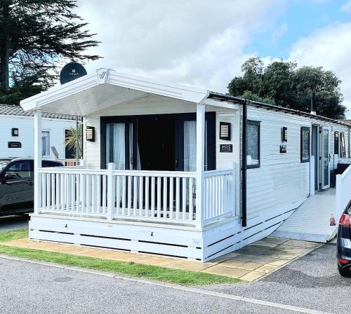 Par House | H05 Par Sands