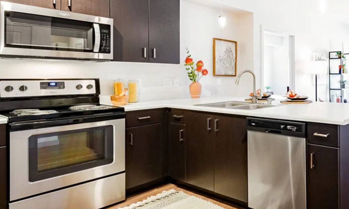 Fort Lewis Apartment | H4N Wellstone - Studio Apartment Near JBLM