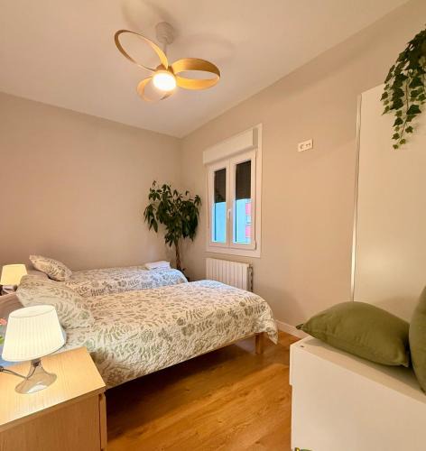 Iralabarri House | Habitación en apartamento con zonas comunes compartida H1