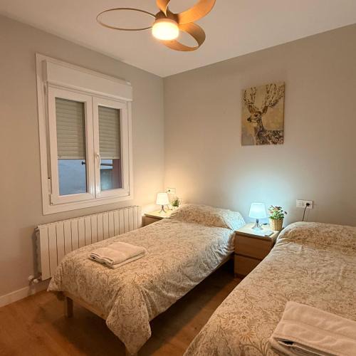 Iralabarri House | Habitación en apartamento con zonas comunes compartida H3
