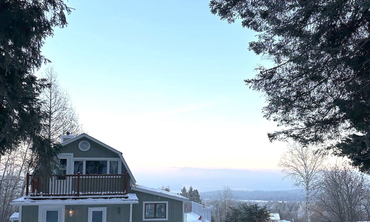 Baie-St-Paul Ski Chalet | Habitat 175 - Country house, river view