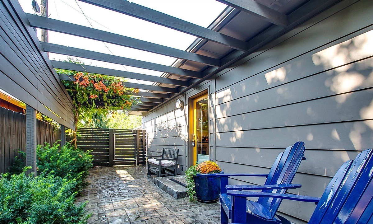 East End Apartment | #HabitueHomes - The Modern Studio - Near Downtown!