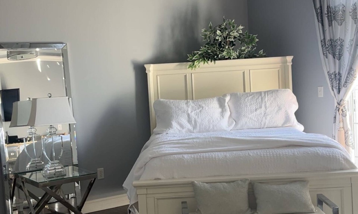Sterling House | Hacienda de Grace – Lakeside Luxury on Blind Sodus Bay