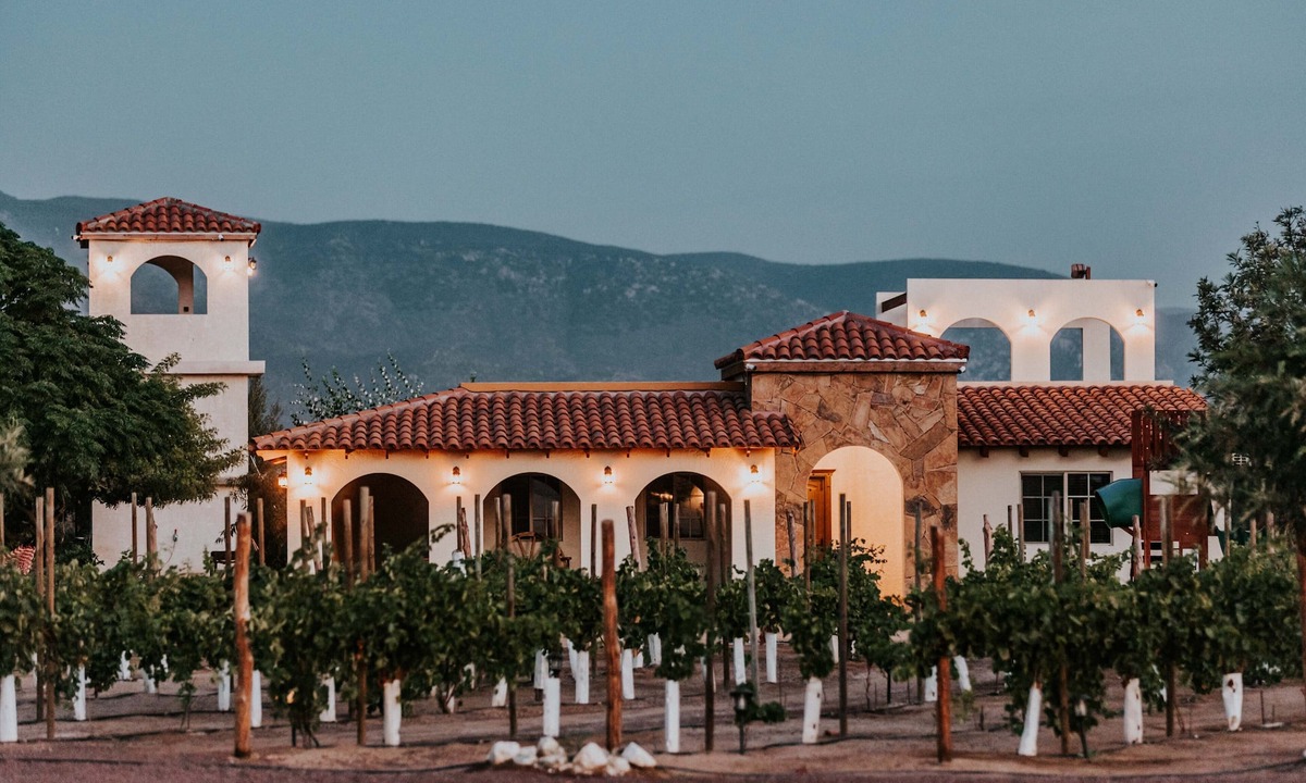 Valle de Guadalupe Hotel | Hacienda Los Olivos