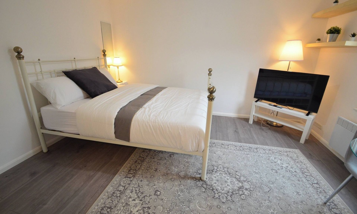 Leabridge House | Hackney E5 - Perfect for Couples getaway
