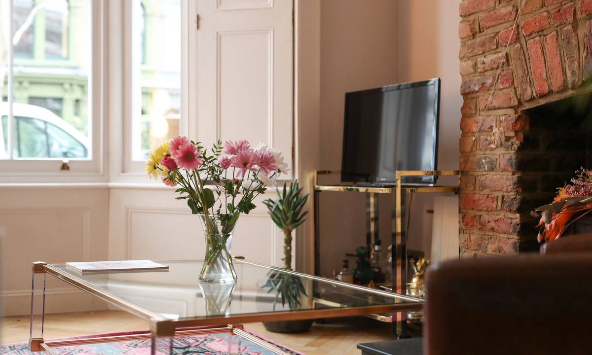 King's Park House | Hackney Habitat - Designer home & Sauna