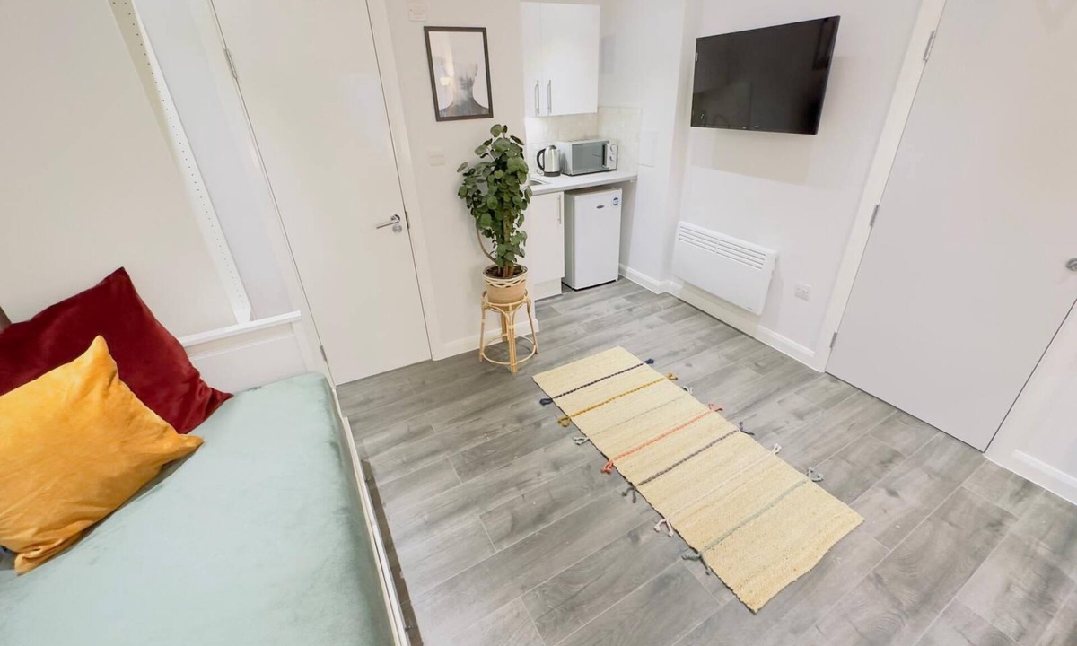 Upper Clapton Apartment | Hackney Studios by Sleepy - Studio Flat 4