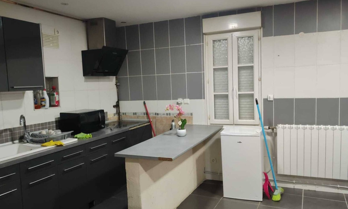 Douchy-les-Mines House | Hakimo