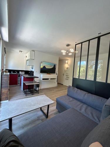 Claye-Souilly Apartment | Halfway between Disney and CDG