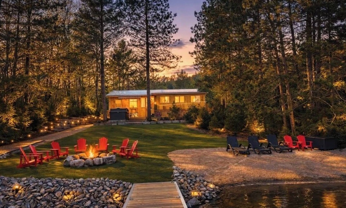 Madawaska Valley Cottage | Halfway Lake Cabin | THE PERFECT GETAWAY