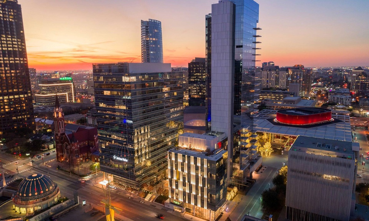 Dallas Arts District Hotel | HALL Arts Hotel, Dallas, Autograph Collection