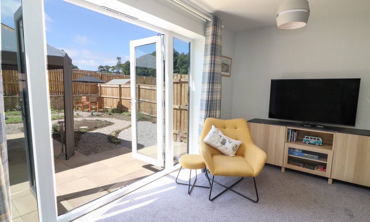 Kirkby Stephen Cottage | Hall View