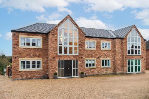 Ilkeston House | Hallam Retreat