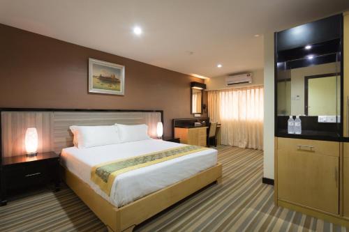 Kampung Jawa Hotel | Hallmark Express Hotel