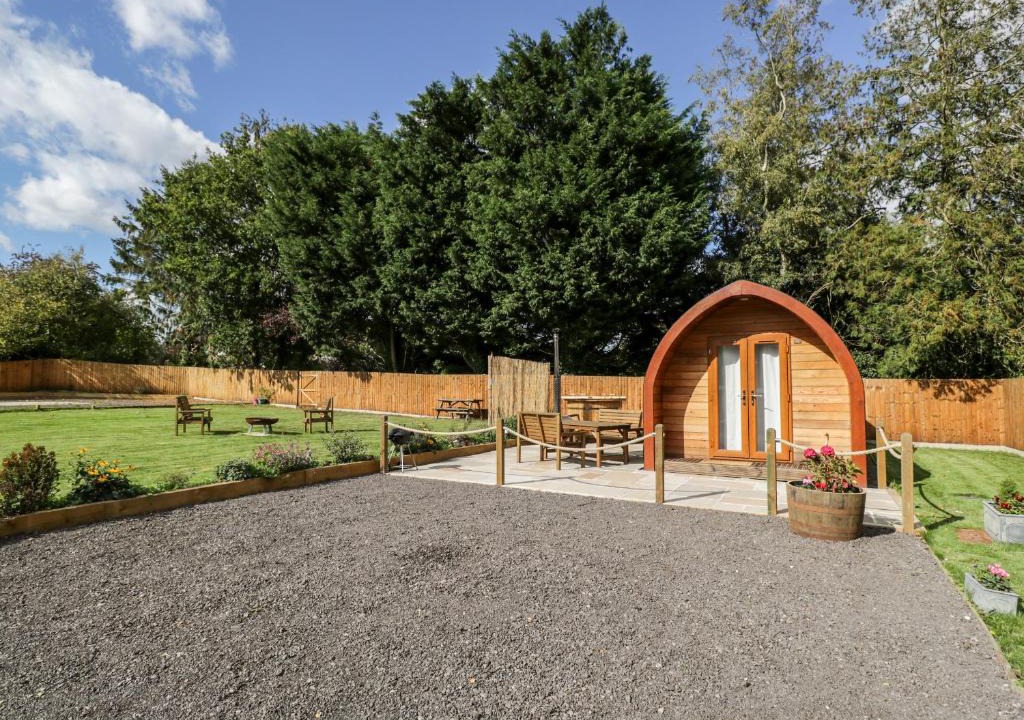 Berkeley House | Halmore Pod