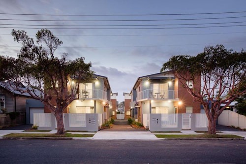Broadmeadow Apartment | Hamilton on Everton