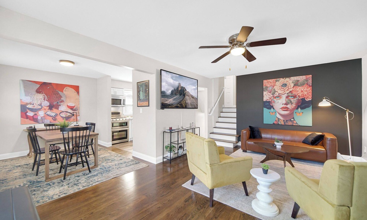 Hammond House | Hammond Haven - Modern Comfort 4 Br/1.5 Bth