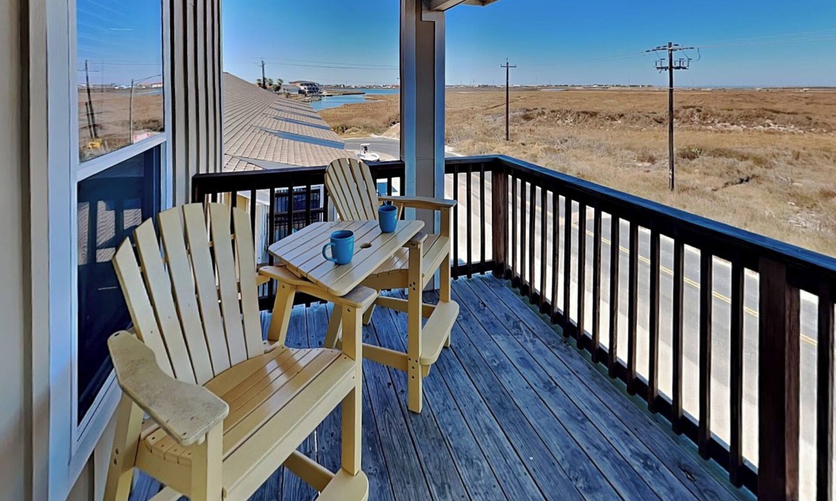 Corpus Christi House | Hammonds Reef | Spacious Pet-Friendly Retreat + Steps to Beach