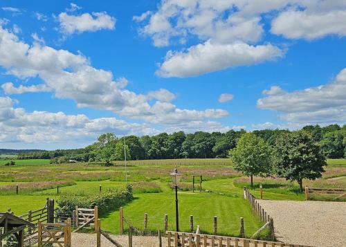 Alresford Resort | Hampshire Hills