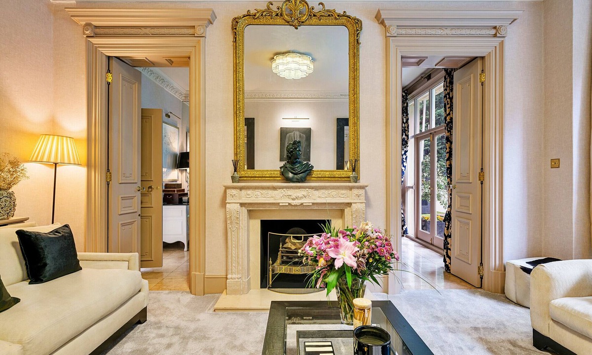 Frognal and Fitzjohns House | Hampstead Village House