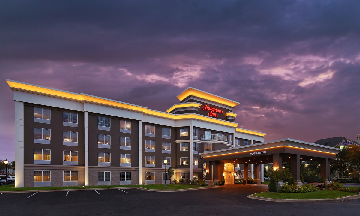 Holland Hotel | Hampton Inn Holland