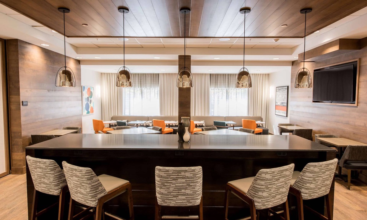 McKownville Hotel | Hampton Inn Albany-Western Ave/University Area