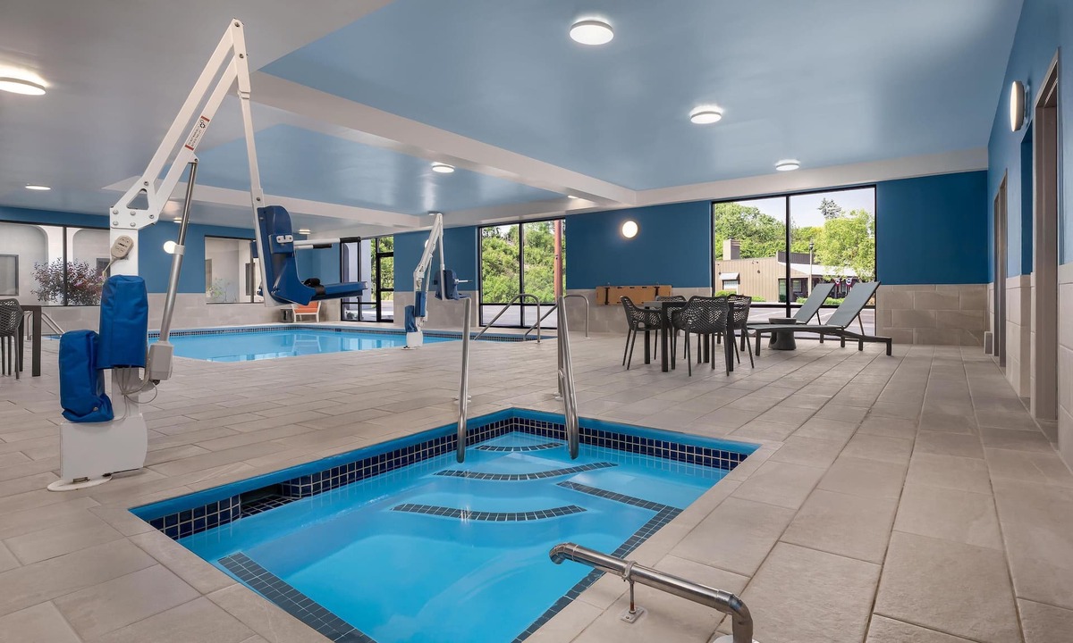 Altoona Hotel | Hampton Inn Altoona
