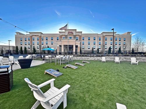 Robbinsville Hotel | Hampton Inn and Suites Robbinsville